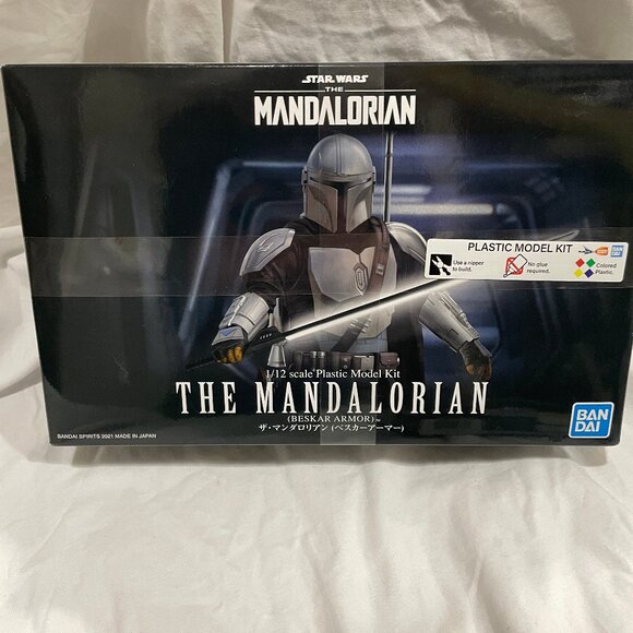 NIB Star Wars The Mandalorian Beskar Armor & Razor Crest Ship Bandai Model Kits - Picture 3 of 11